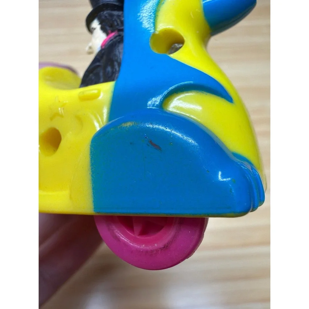1991 DC Comics Penguin Umbrella Car Toy Vehicle Batman Rolling Figure